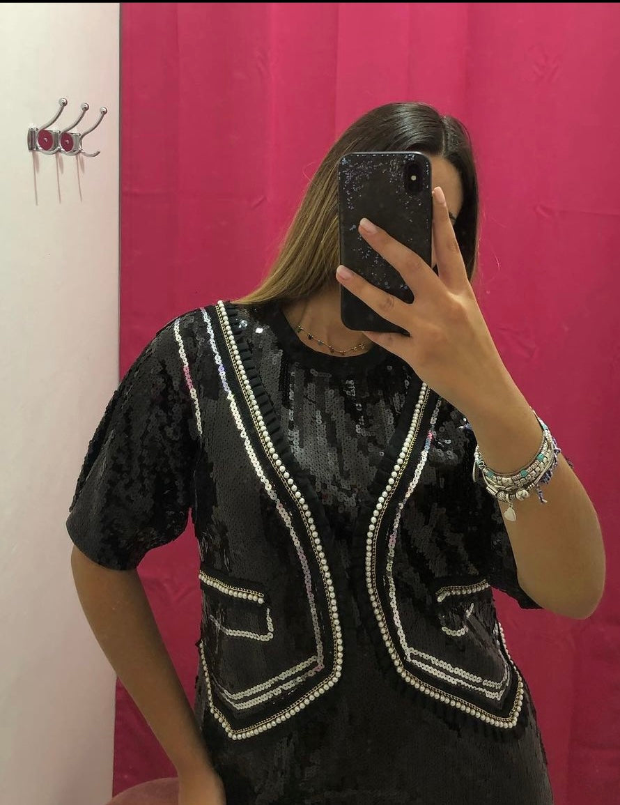 Mini dress con paillettes e perle