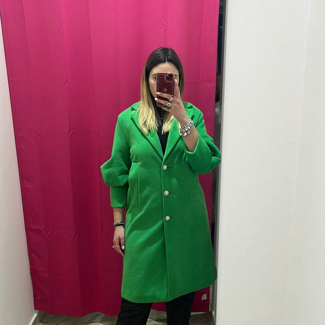 Cappotto con bottoni gioiello